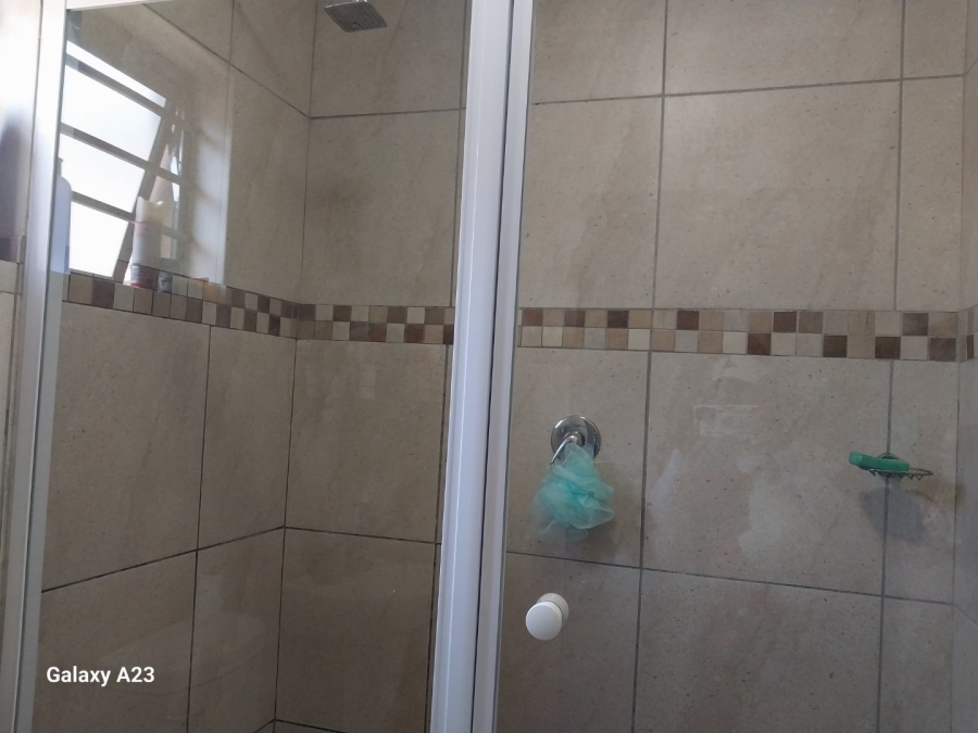 3 Bedroom Property for Sale in Albertsdal Gauteng