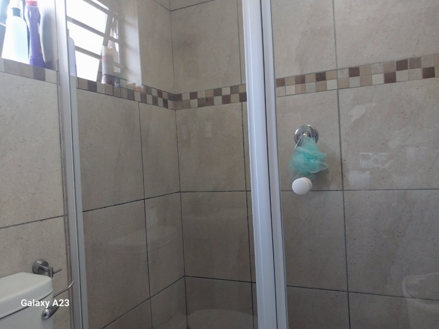 3 Bedroom Property for Sale in Albertsdal Gauteng