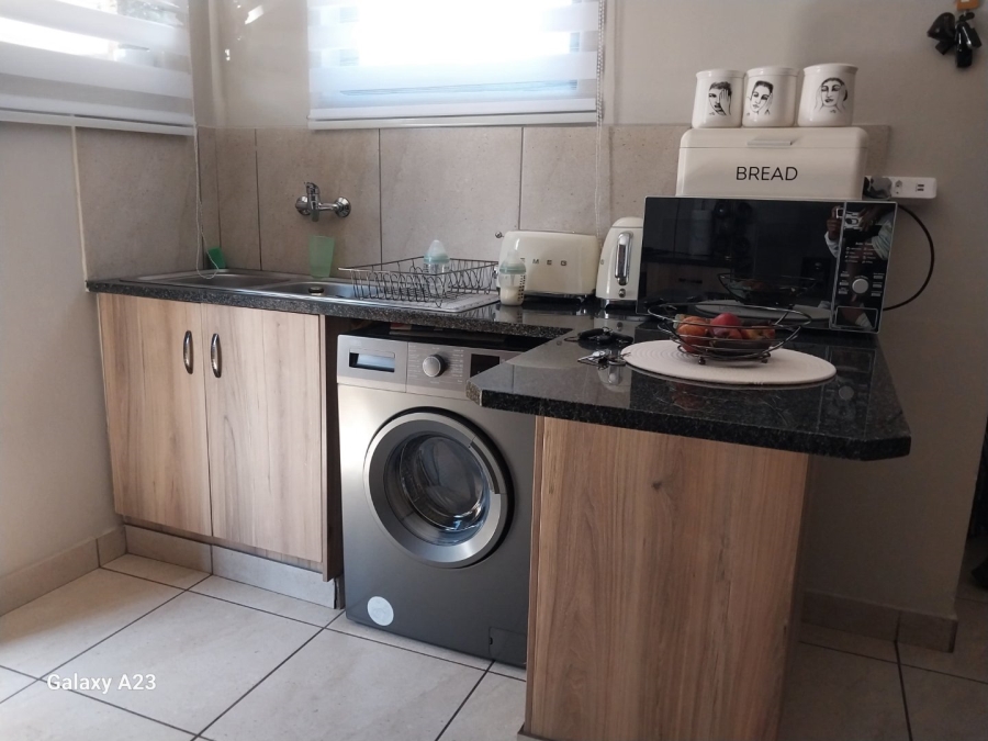 3 Bedroom Property for Sale in Albertsdal Gauteng