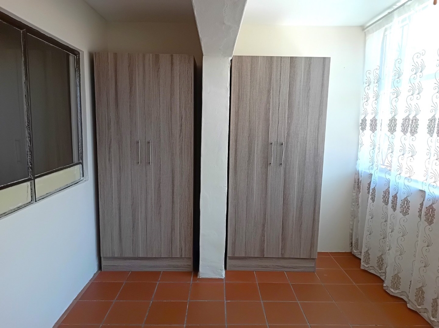 1 Bedroom Property for Sale in Pretoria North Gauteng