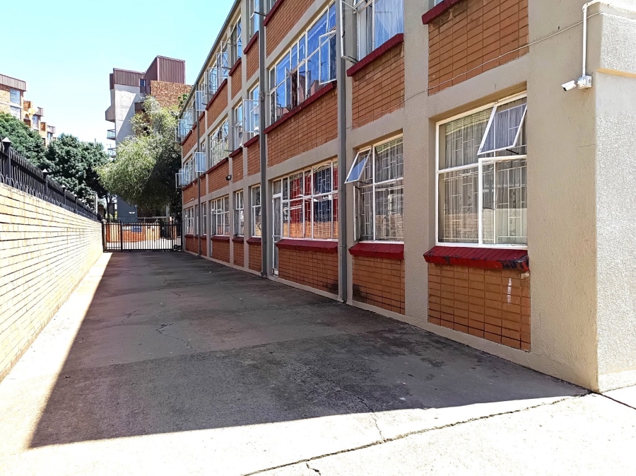 1 Bedroom Property for Sale in Pretoria North Gauteng