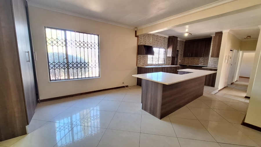 4 Bedroom Property for Sale in The Reeds Gauteng