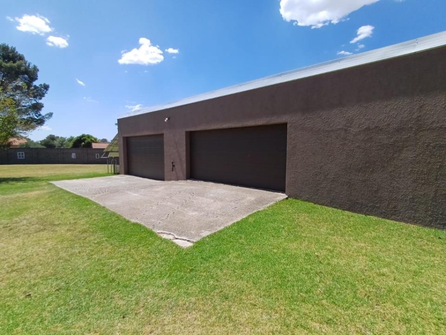 9 Bedroom Property for Sale in Walkerville Gauteng