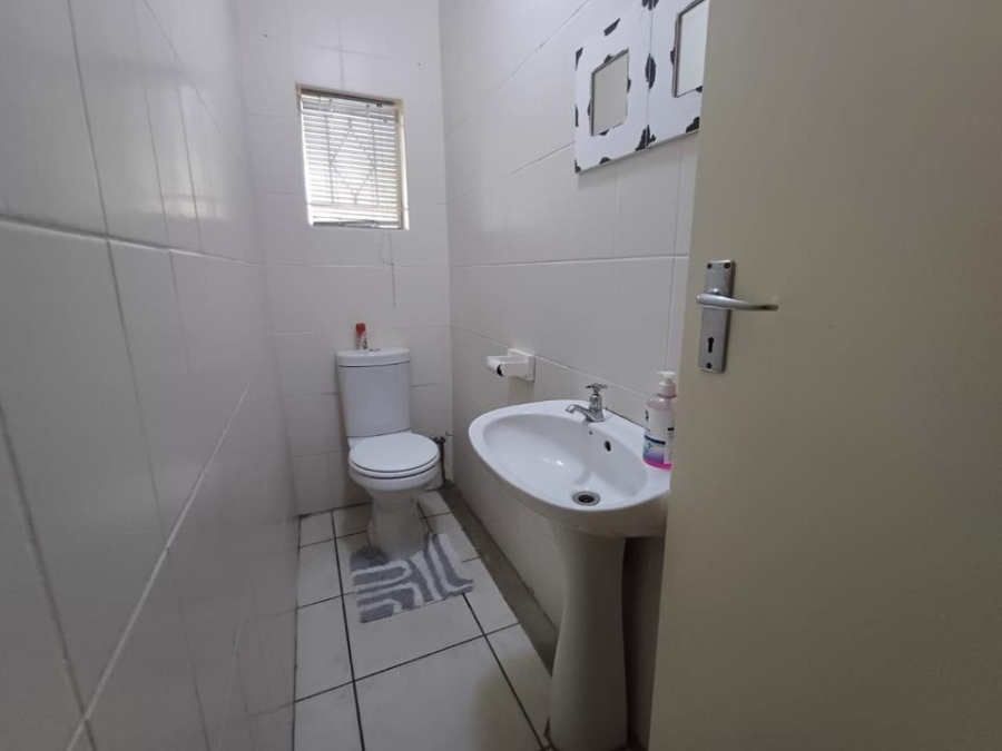 9 Bedroom Property for Sale in Walkerville Gauteng