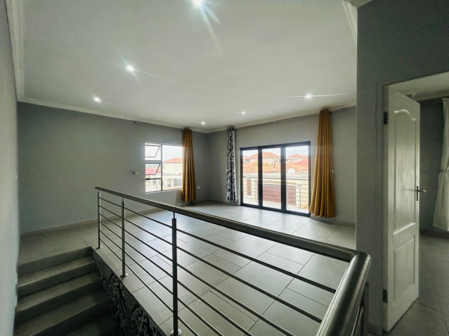 4 Bedroom Property for Sale in Sagewood Gauteng