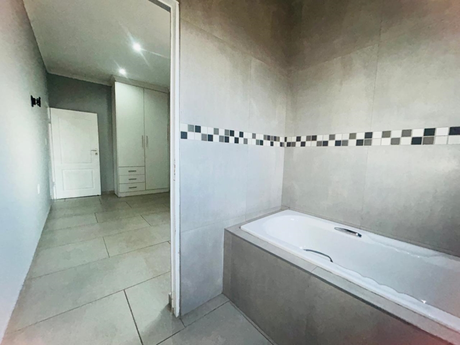 4 Bedroom Property for Sale in Sagewood Gauteng