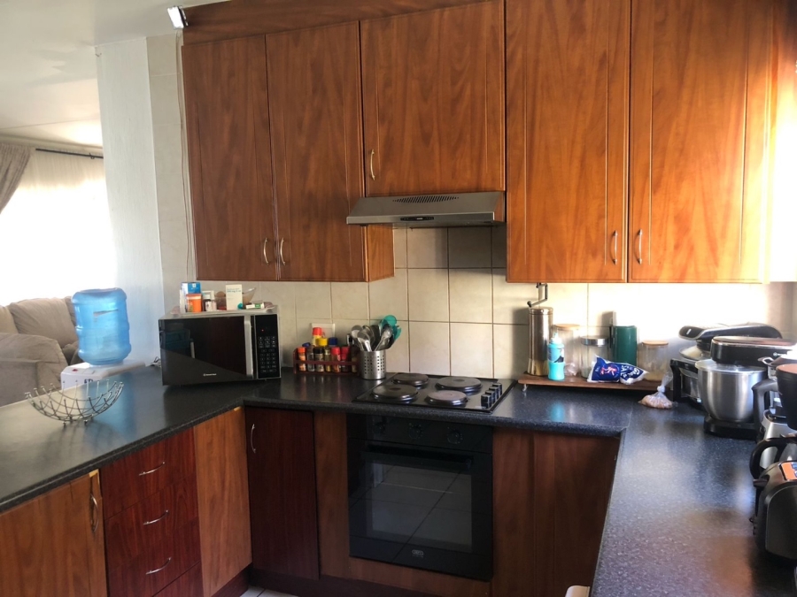 3 Bedroom Property for Sale in Noordwyk Gauteng