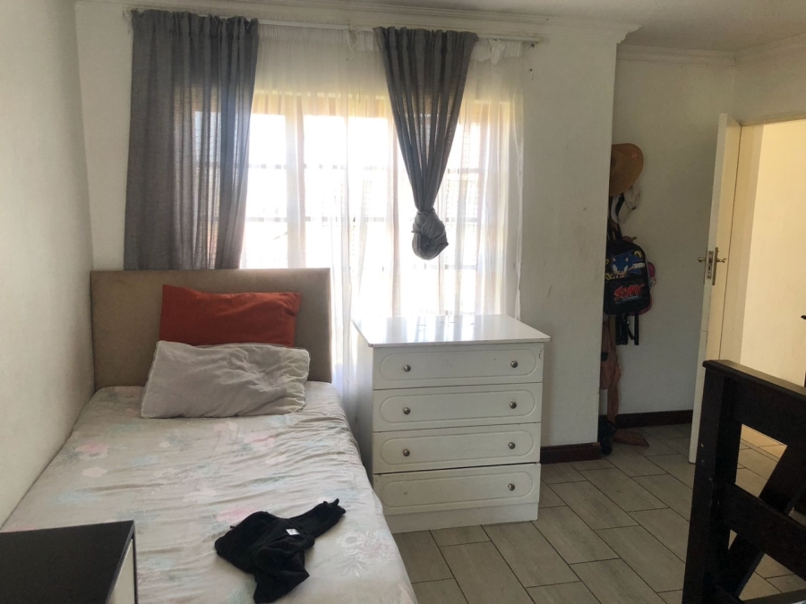 3 Bedroom Property for Sale in Noordwyk Gauteng