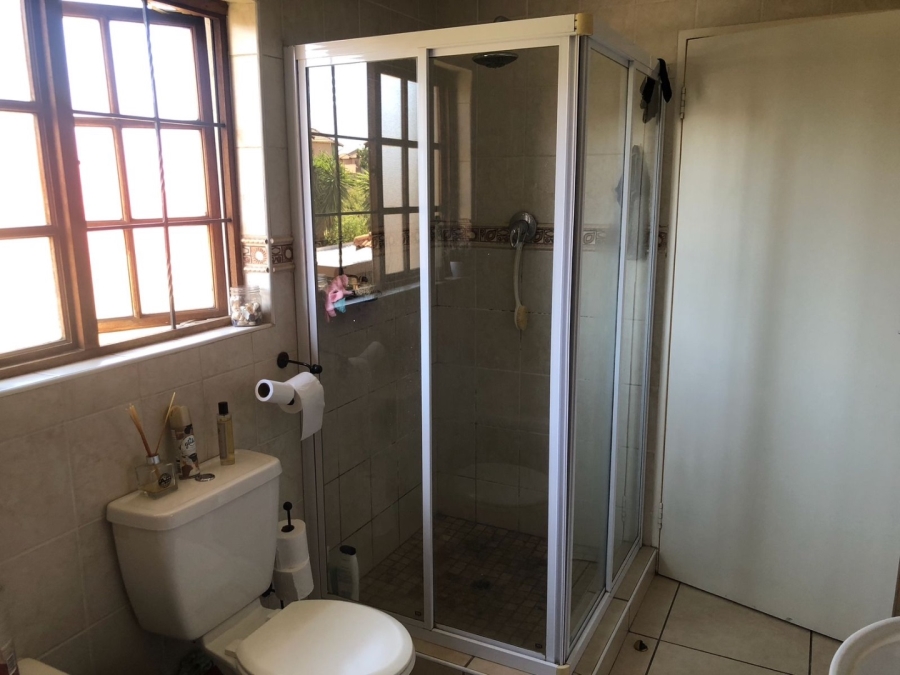 3 Bedroom Property for Sale in Noordwyk Gauteng