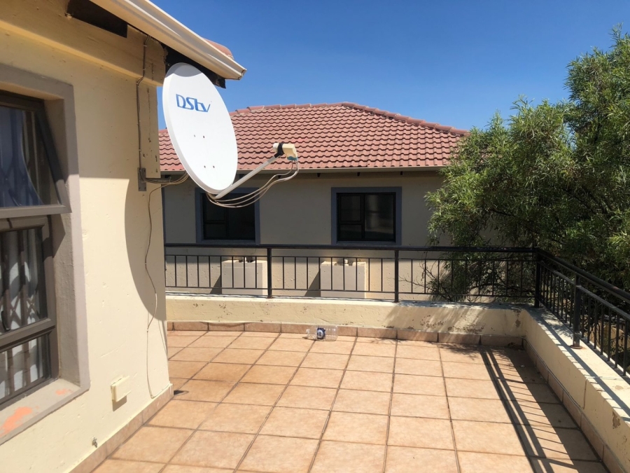 3 Bedroom Property for Sale in Noordwyk Gauteng