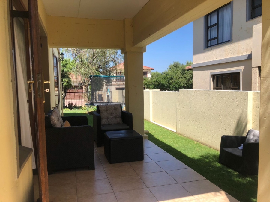 3 Bedroom Property for Sale in Noordwyk Gauteng