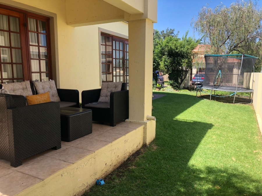 3 Bedroom Property for Sale in Noordwyk Gauteng