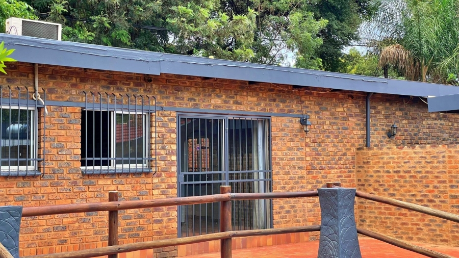 To Let 3 Bedroom Property for Rent in Monument Park Gauteng