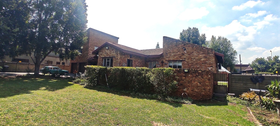 3 Bedroom Property for Sale in Vanderbijlpark SE 4 Gauteng