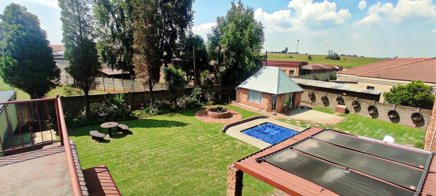 3 Bedroom Property for Sale in Vanderbijlpark SE 4 Gauteng