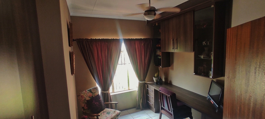 3 Bedroom Property for Sale in Vanderbijlpark SE 4 Gauteng