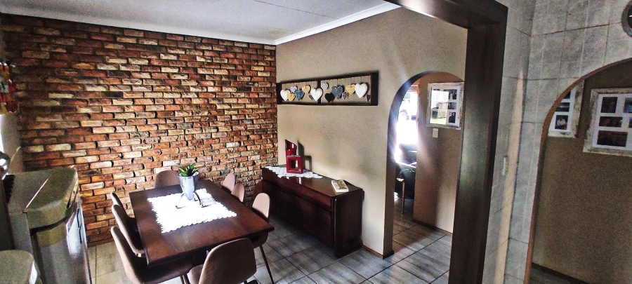 3 Bedroom Property for Sale in Vanderbijlpark SE 4 Gauteng