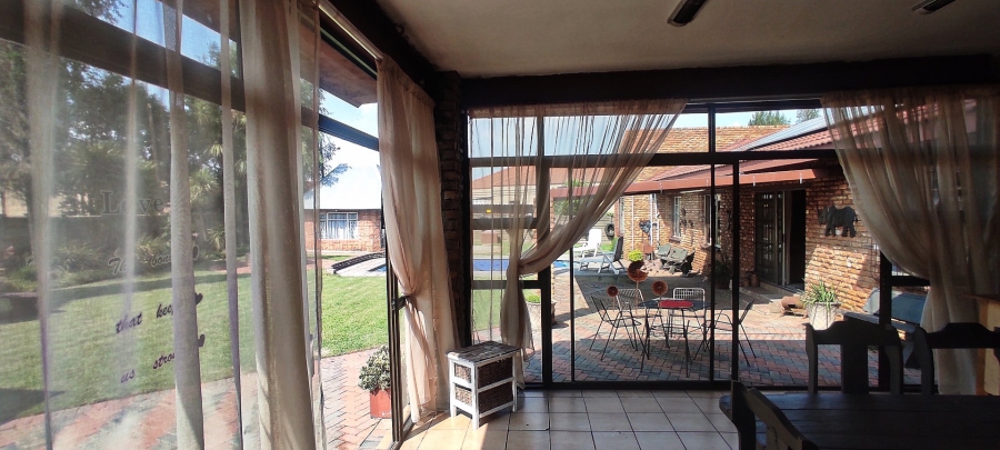 3 Bedroom Property for Sale in Vanderbijlpark SE 4 Gauteng