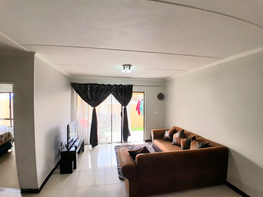 2 Bedroom Property for Sale in Carlswald Gauteng