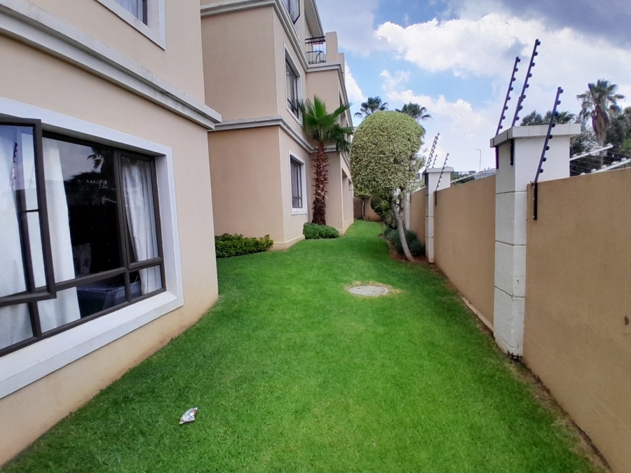 2 Bedroom Property for Sale in Carlswald Gauteng