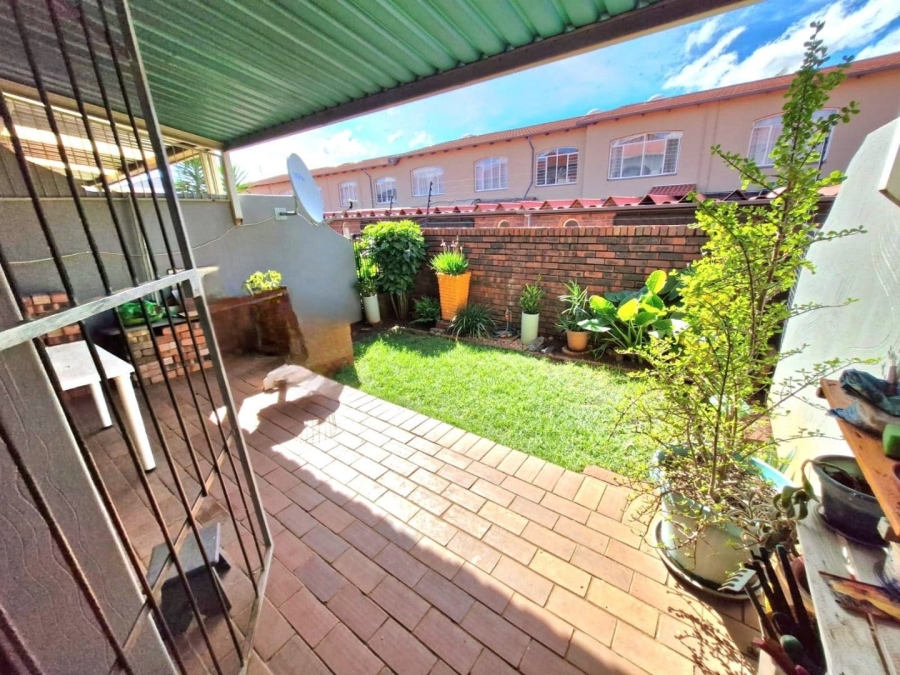 3 Bedroom Property for Sale in Sinoville Gauteng