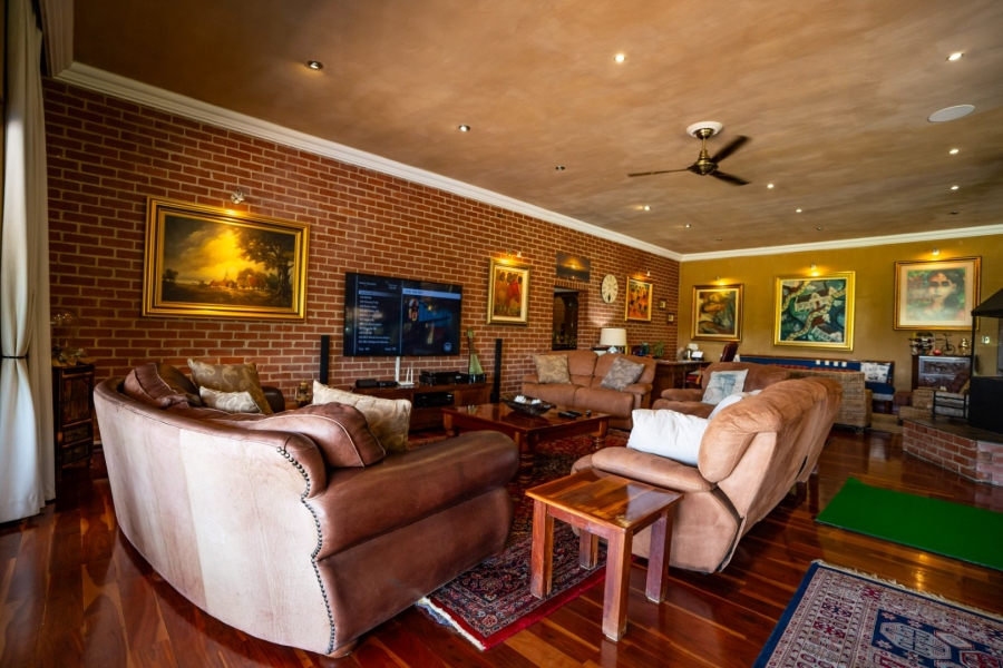 6 Bedroom Property for Sale in Vanderbijlpark Gauteng