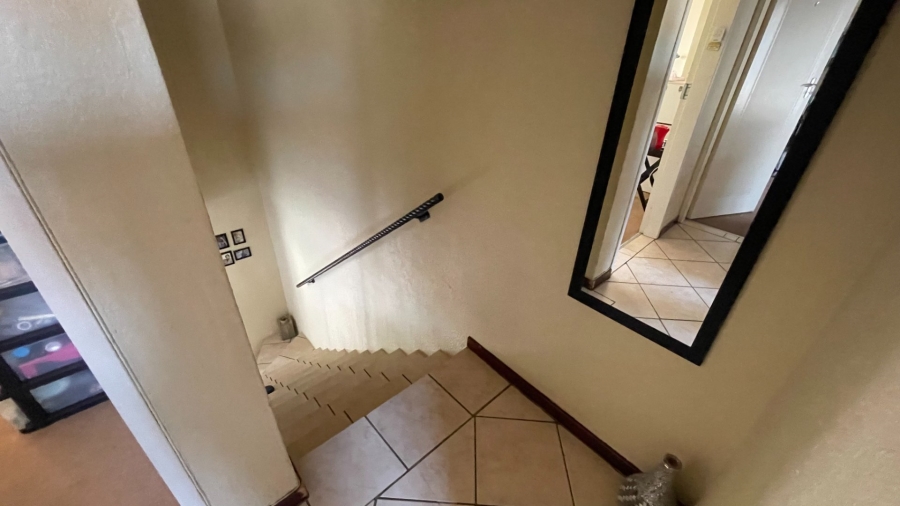 2 Bedroom Property for Sale in Annlin Gauteng