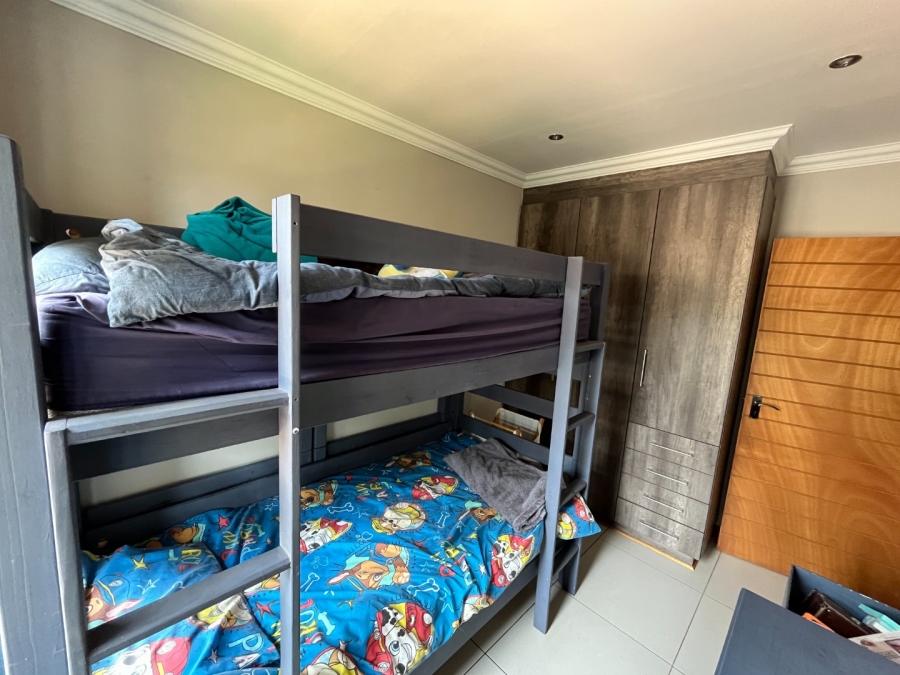 2 Bedroom Property for Sale in Glen Marais Gauteng