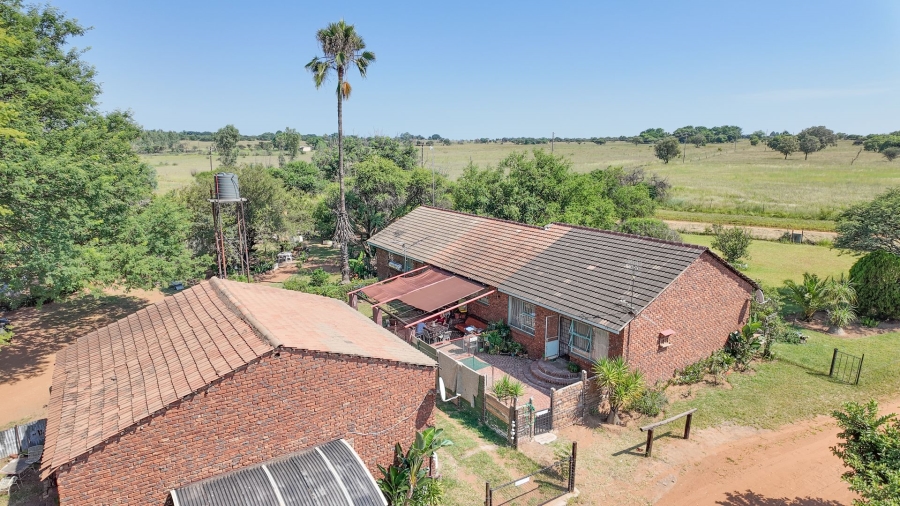 20 Bedroom Property for Sale in Lusthof Gauteng