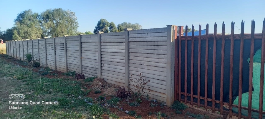  Bedroom Property for Sale in Rothdene Gauteng