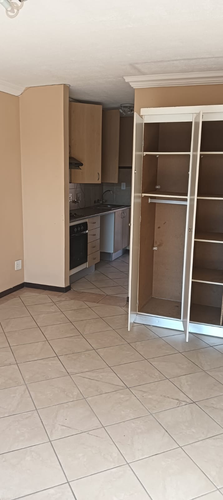 1 Bedroom Property for Sale in The Orchards Gauteng