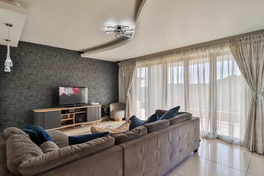 5 Bedroom Property for Sale in Bassonia Estate Gauteng