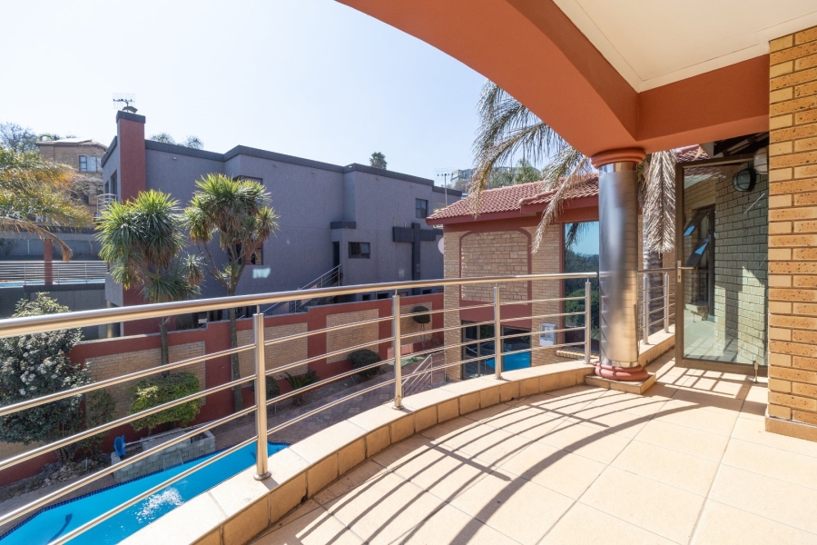 5 Bedroom Property for Sale in Bassonia Estate Gauteng