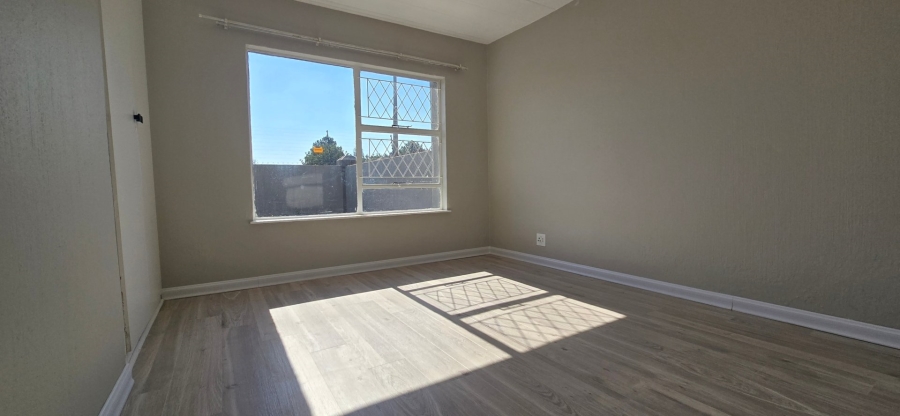 2 Bedroom Property for Sale in Raceview Gauteng