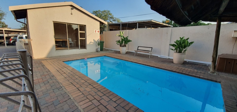 To Let 2 Bedroom Property for Rent in Raceview Gauteng