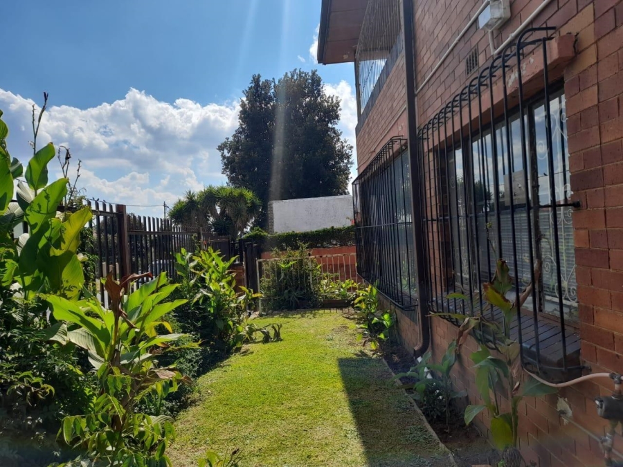  Bedroom Property for Sale in Rosettenville Gauteng