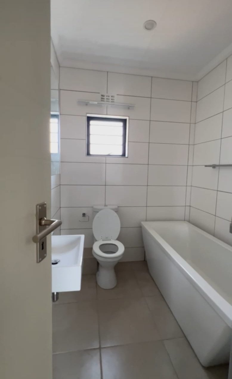  Bedroom Property for Sale in Lion Pride Gauteng