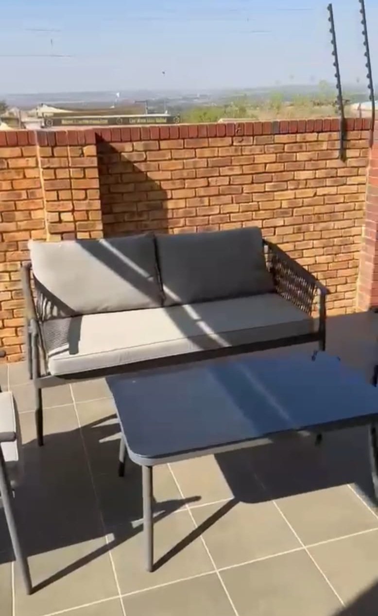  Bedroom Property for Sale in Lion Pride Gauteng