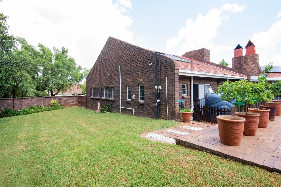 6 Bedroom Property for Sale in Jordaan Park Gauteng