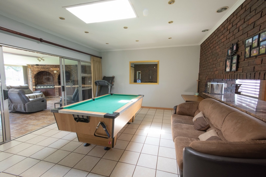 6 Bedroom Property for Sale in Jordaan Park Gauteng