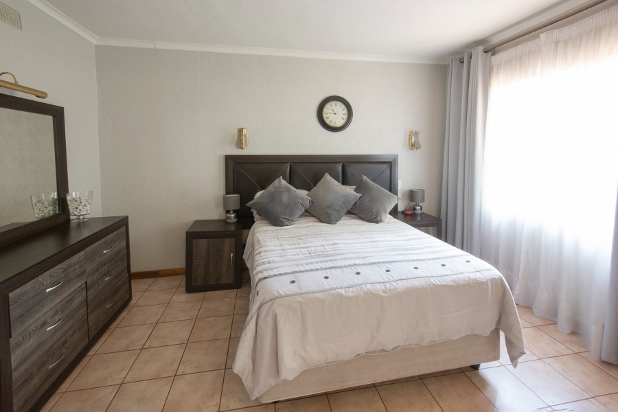 6 Bedroom Property for Sale in Jordaan Park Gauteng