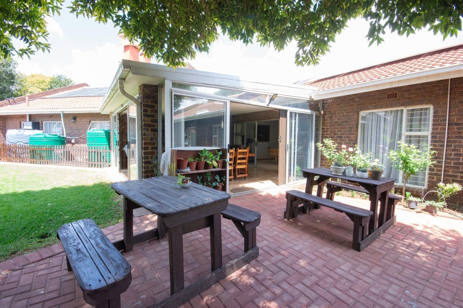 6 Bedroom Property for Sale in Jordaan Park Gauteng