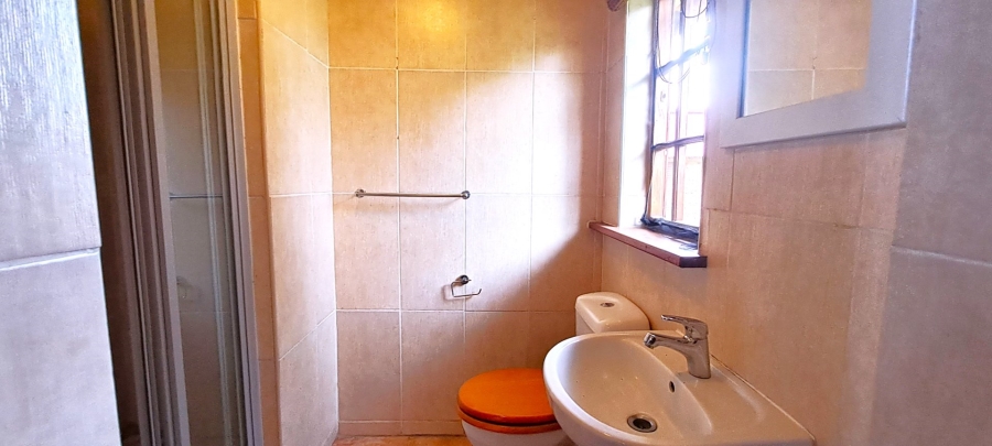 To Let 1 Bedroom Property for Rent in Glen Austin Gauteng