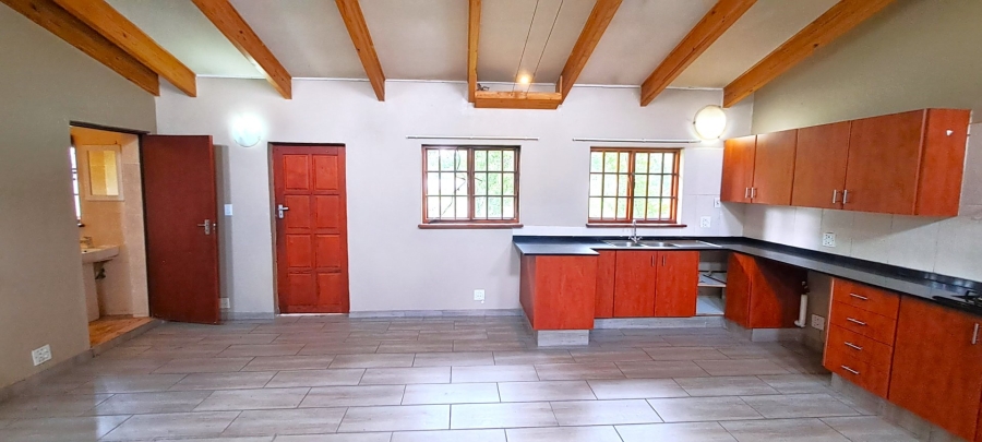 To Let 1 Bedroom Property for Rent in Glen Austin Gauteng