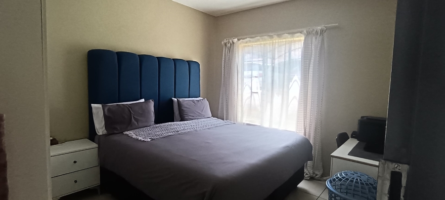 2 Bedroom Property for Sale in Grand Central Gauteng