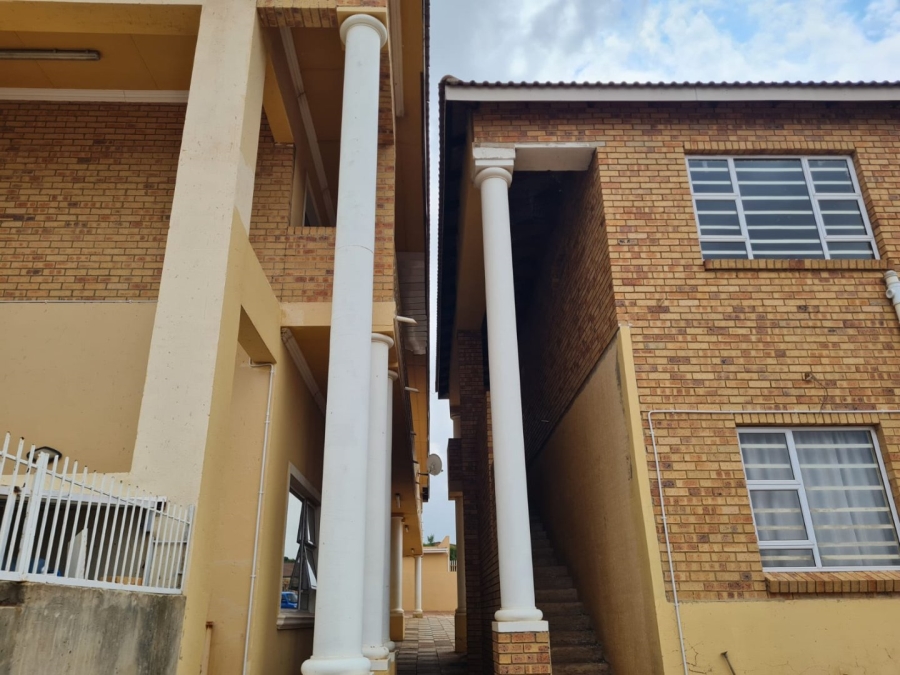  Bedroom Property for Sale in Lenasia South Gauteng