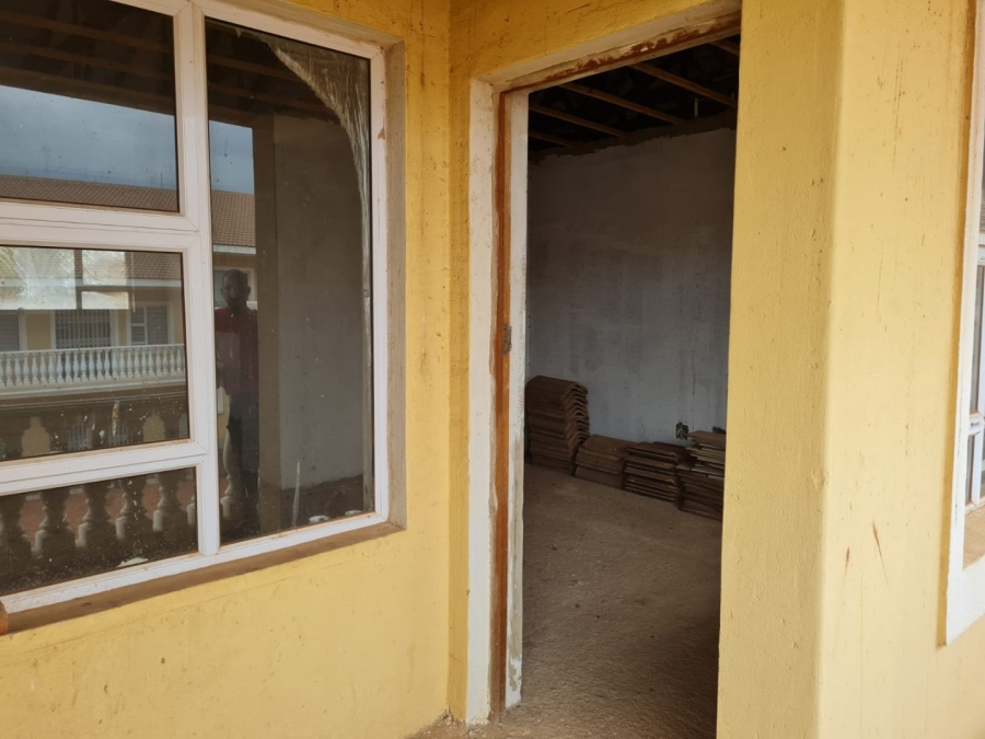  Bedroom Property for Sale in Lenasia South Gauteng