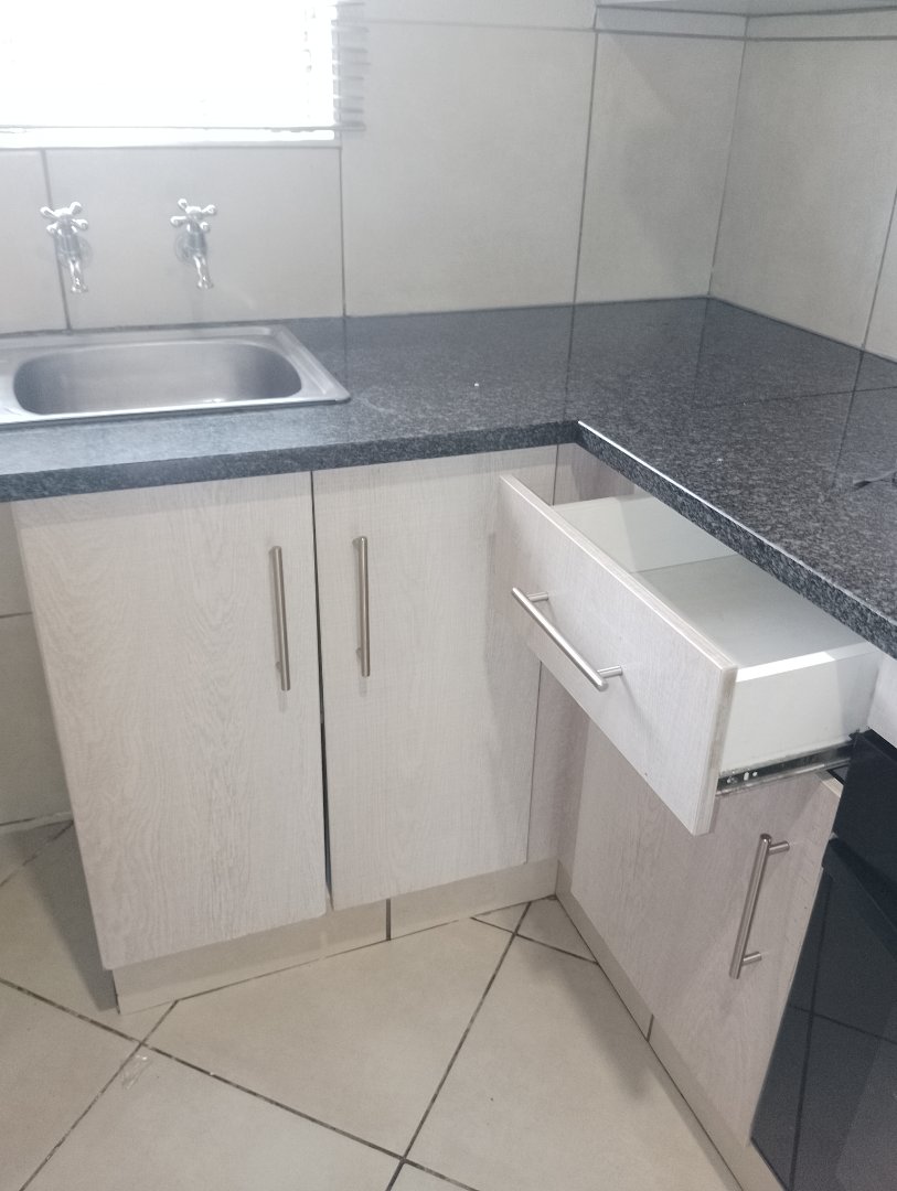 2 Bedroom Property for Sale in Danville Gauteng