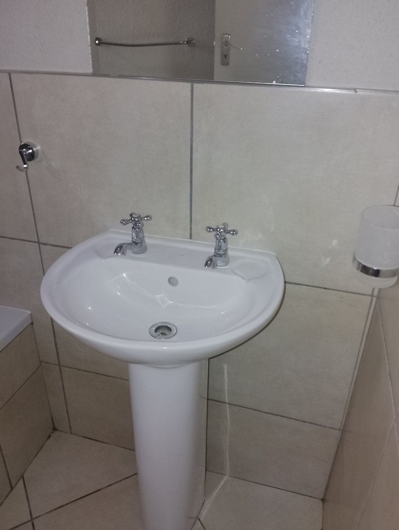 2 Bedroom Property for Sale in Danville Gauteng