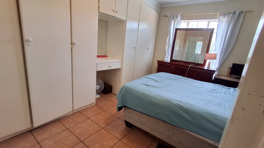 3 Bedroom Property for Sale in Die Hoewes Gauteng